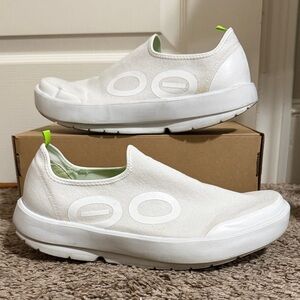 OOFOS eezee slip on canvas shoes